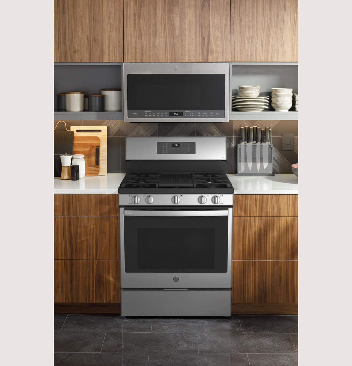GE Profile™ Smart 30